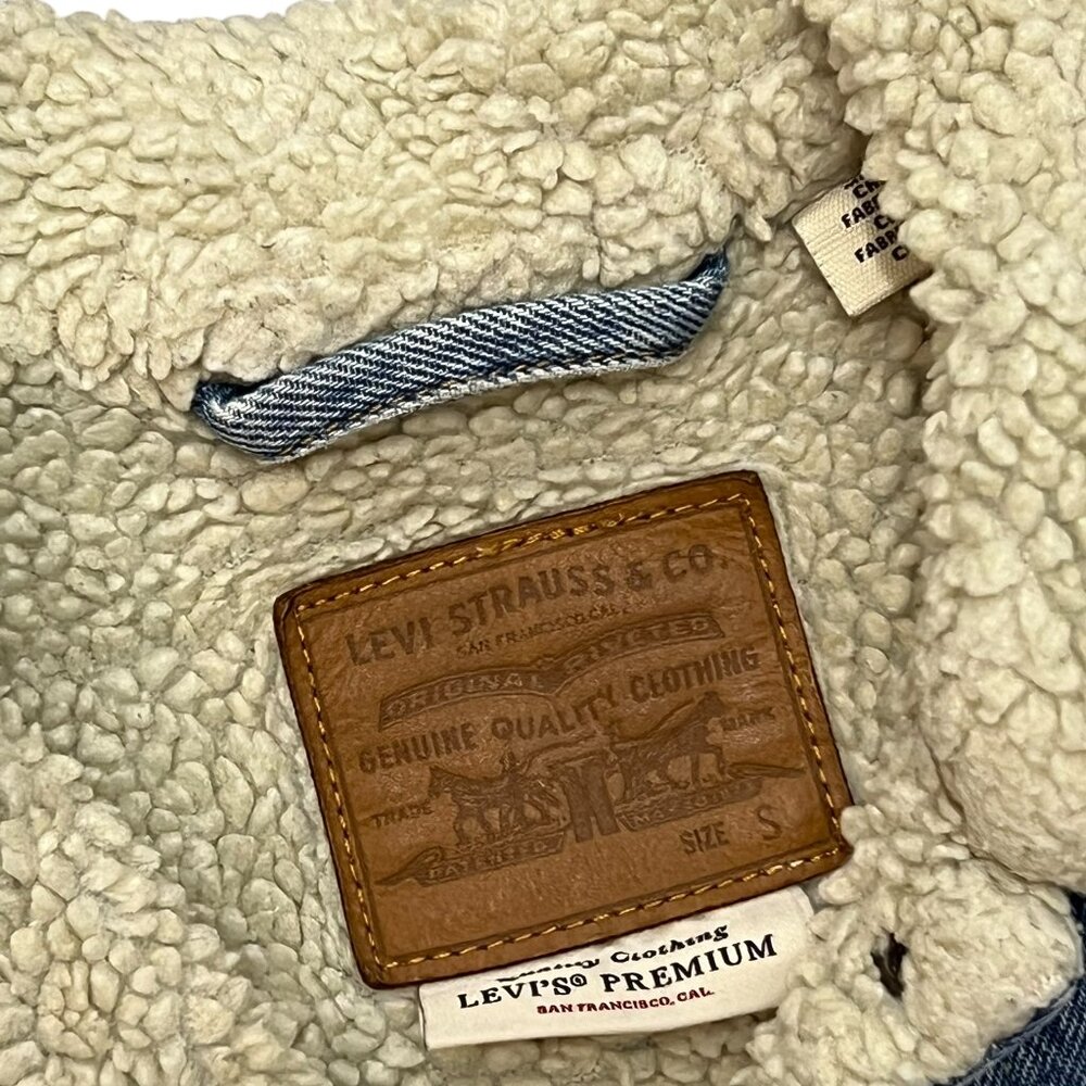 Vintage Women’s Levi’s Sherpa Lined Denim Jacket Blue Type III USA - Picture 3 of 5